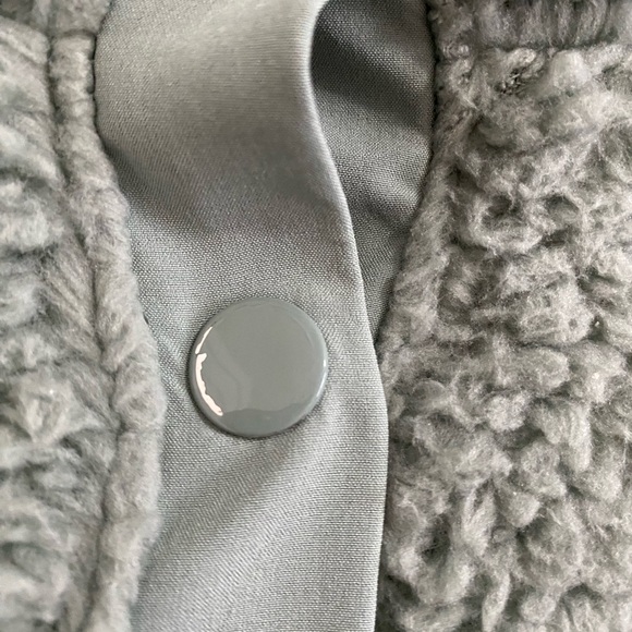 Cozy Pullover - Picture 4 of 7